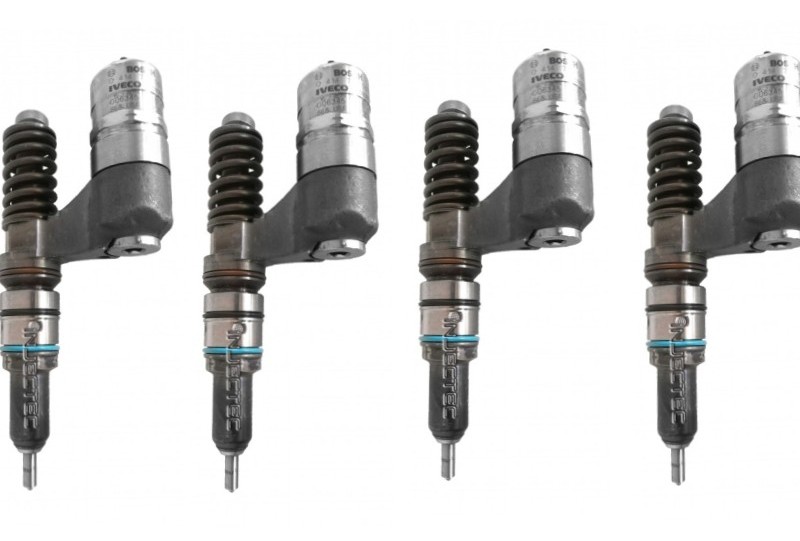 Bosch 4 darabos készlet befecskendezők 0986441020